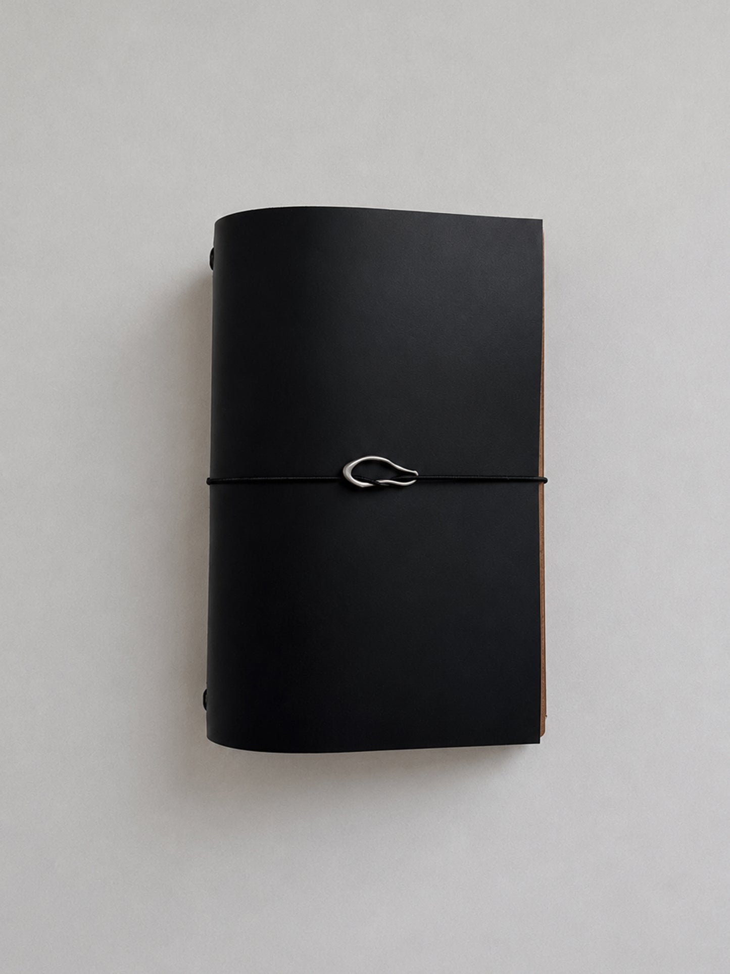 The Classics / Noir Journal — XL