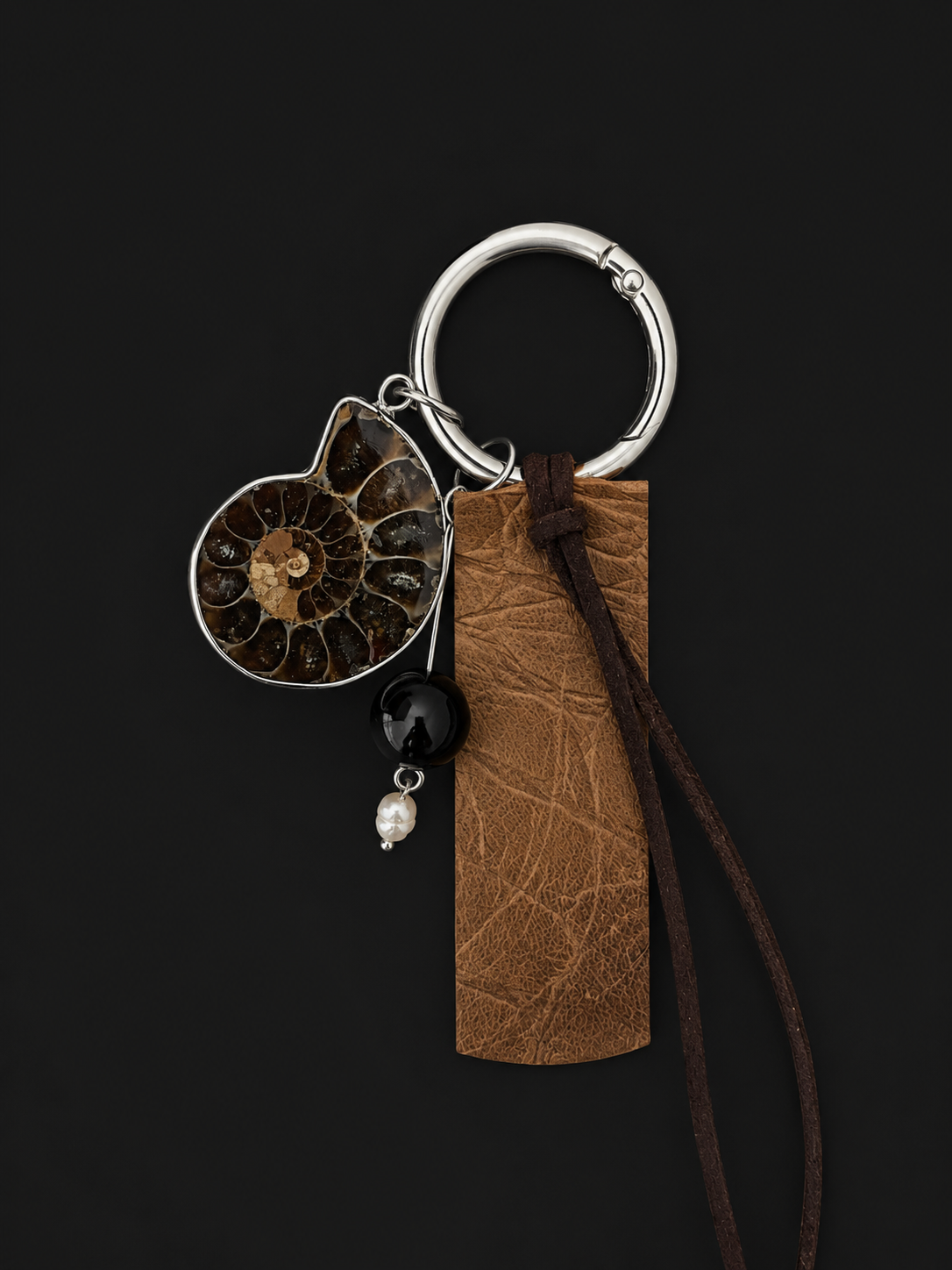 The Archive / Écorce No. 002