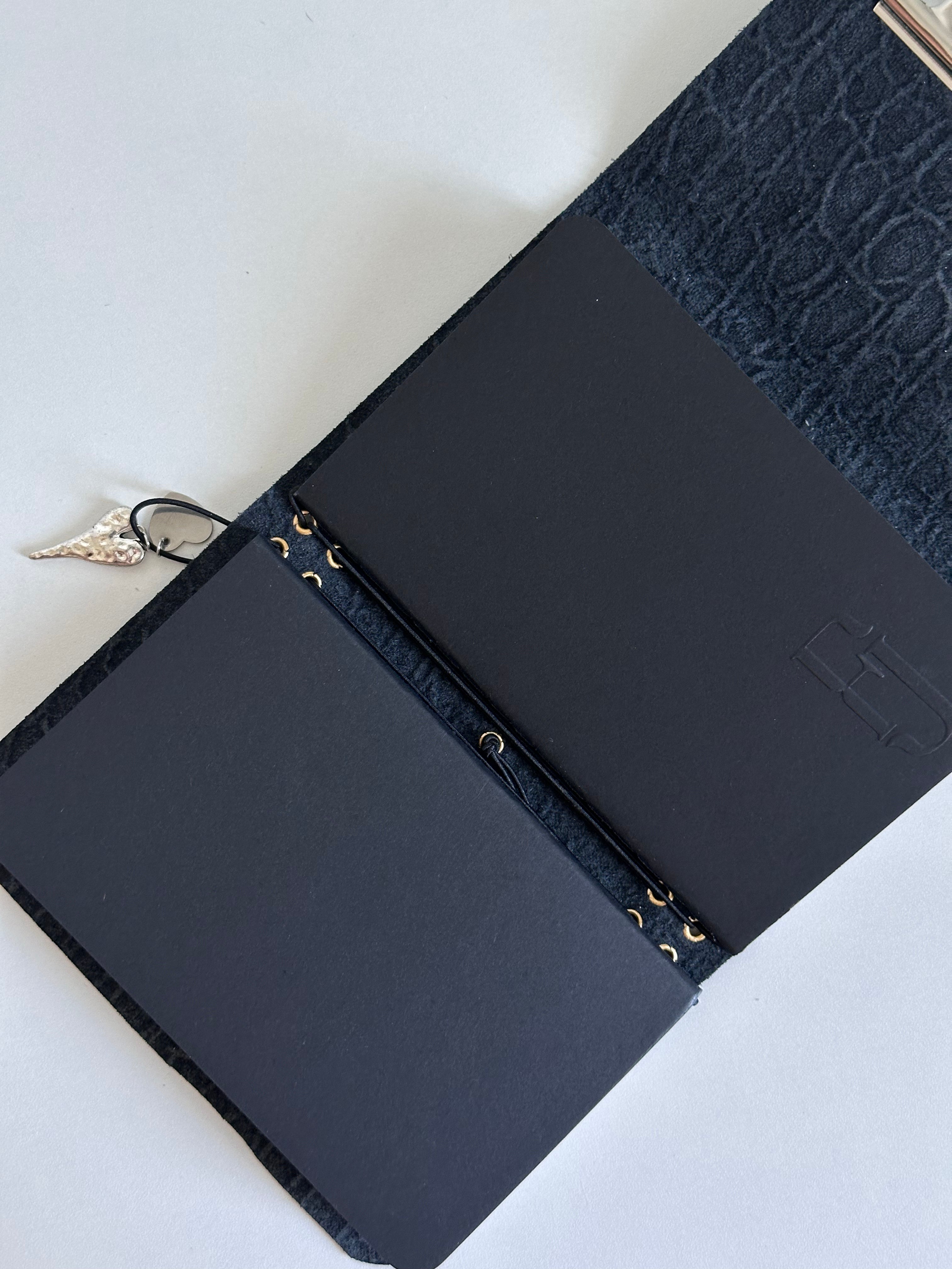 a6 Black Croc genuine cowhide refillable journal cover with inserts