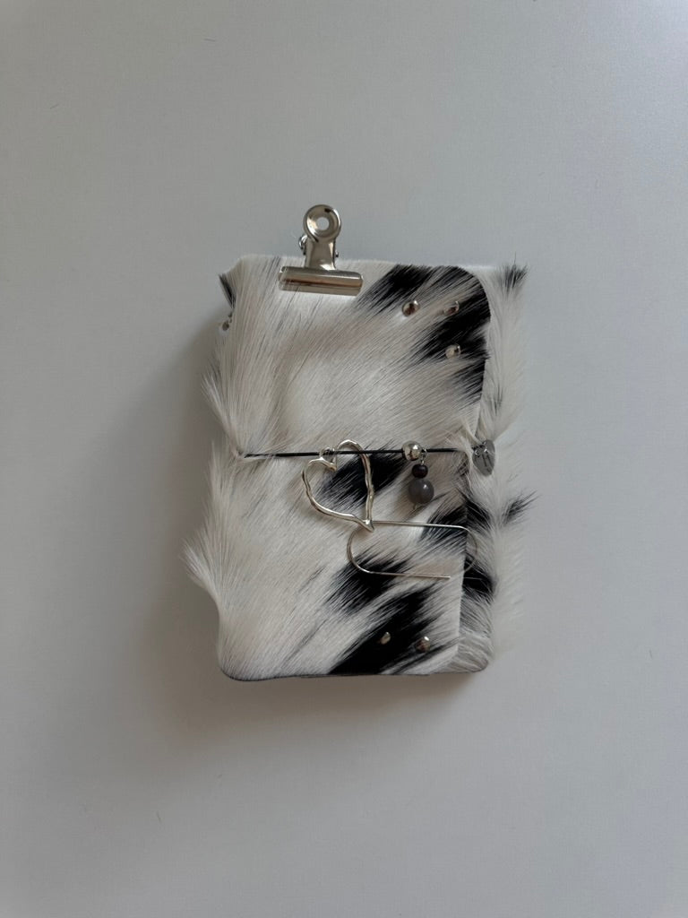 PRE-ORDER a5/a6 salt&pepper print leather refillable journal with secret charm