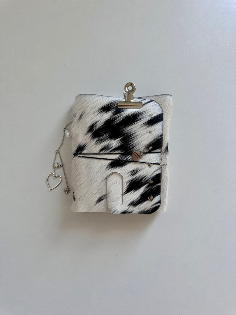 PRE-ORDER a5/a6 salt&pepper print leather refillable journal with secret charm