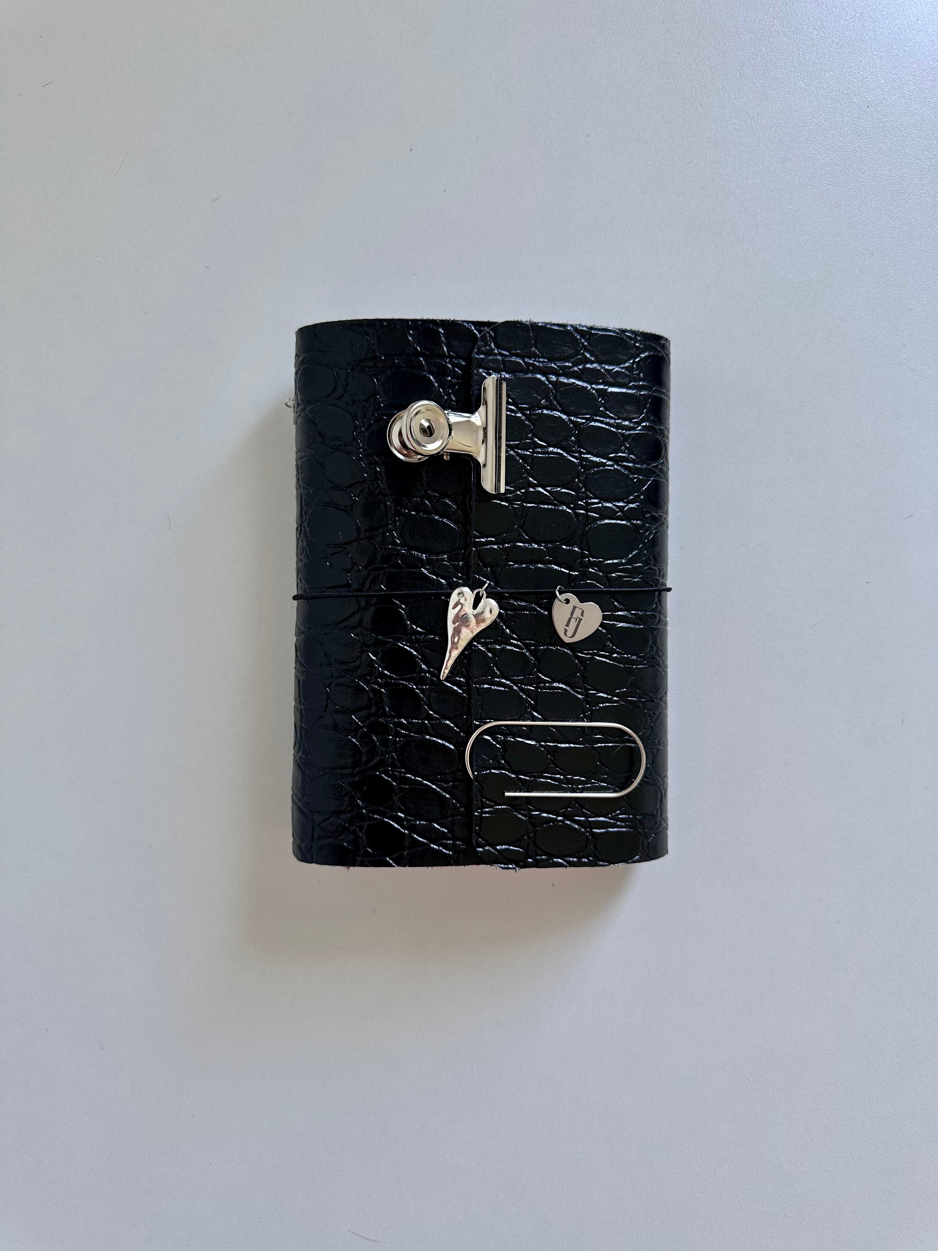 a6 Black Croc genuine cowhide refillable journal cover with inserts